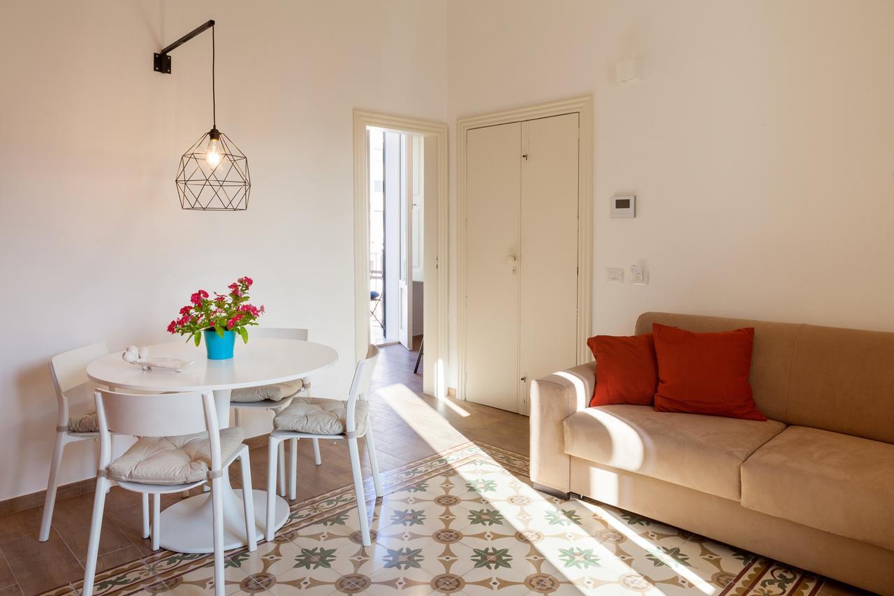Palazzo Cesare - Monopoli Appartement Buitenkant foto